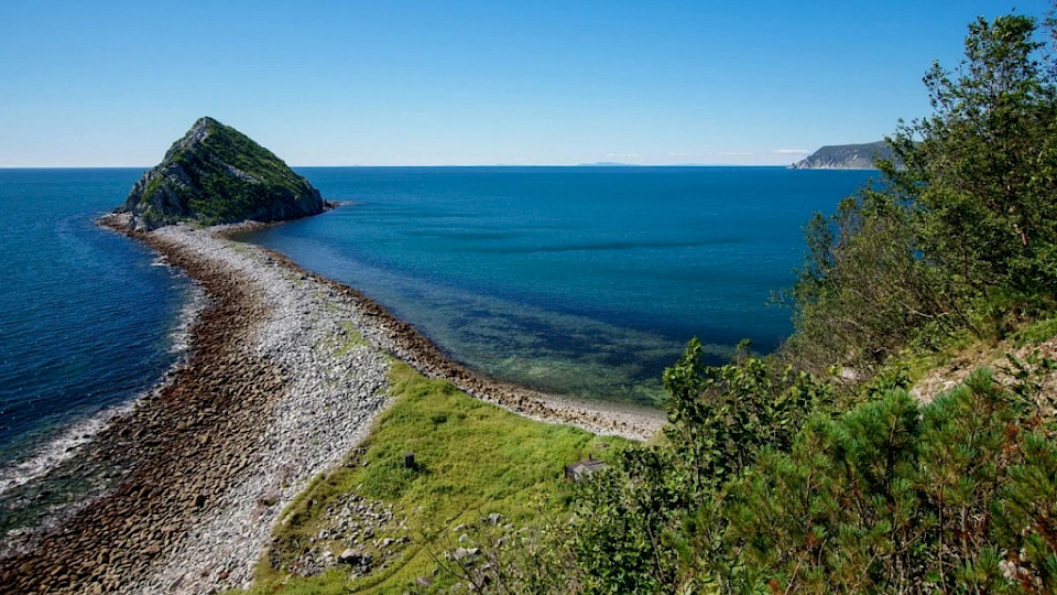 Мыс Островной