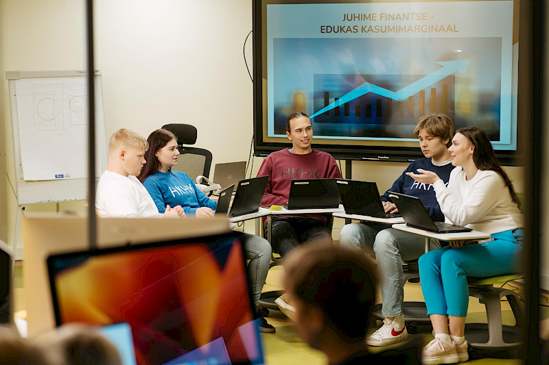 Возможности обучения для молодых людей