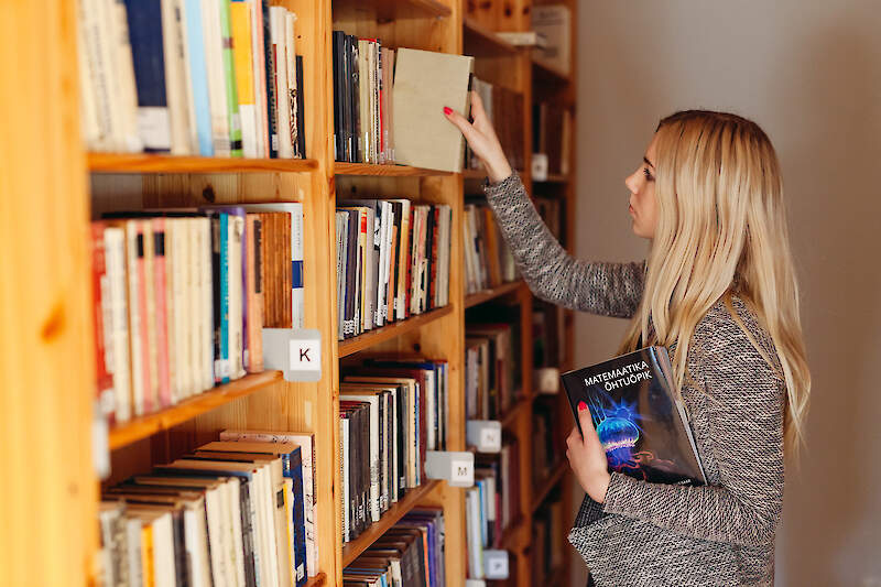 Infop&auml;ev 8. mail 2025 Ootame infop&auml;evale k&otilde;iki, kes on huvitatud j&auml;tkama oma haridusteed e-&otilde;ppes. Infop&auml;eval 	r&auml;&auml;gime &otilde;ppekorraldusest ja &otilde;ppekavast;, tutvustame e-&otilde;pikeskkonda ja e-kursusi;, vastame k&uuml;simustele. Algus kell 15 Audentese kooli aulas (Tondi 84/1, Tallinn). ​ 		Registreerun infop&auml;evale