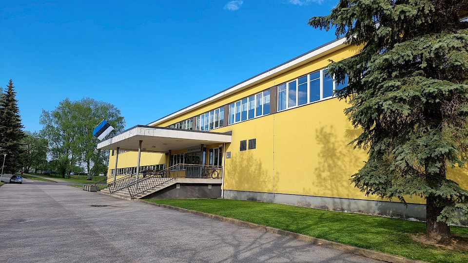 Kreutzwaldi School