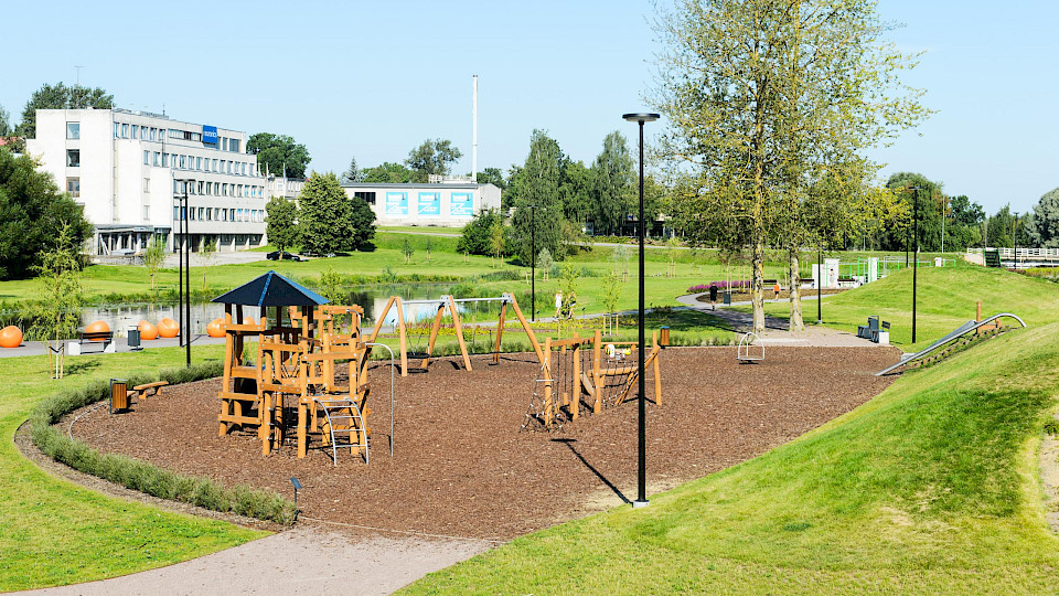 Спортивные и игровые площадки в городе Выру